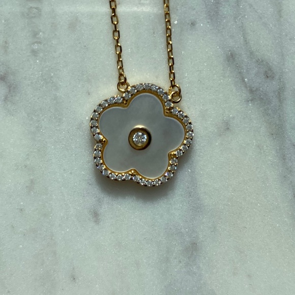 Rachel Zoe Mother of Pearl 18" necklace NWT - Picture 1 of 5